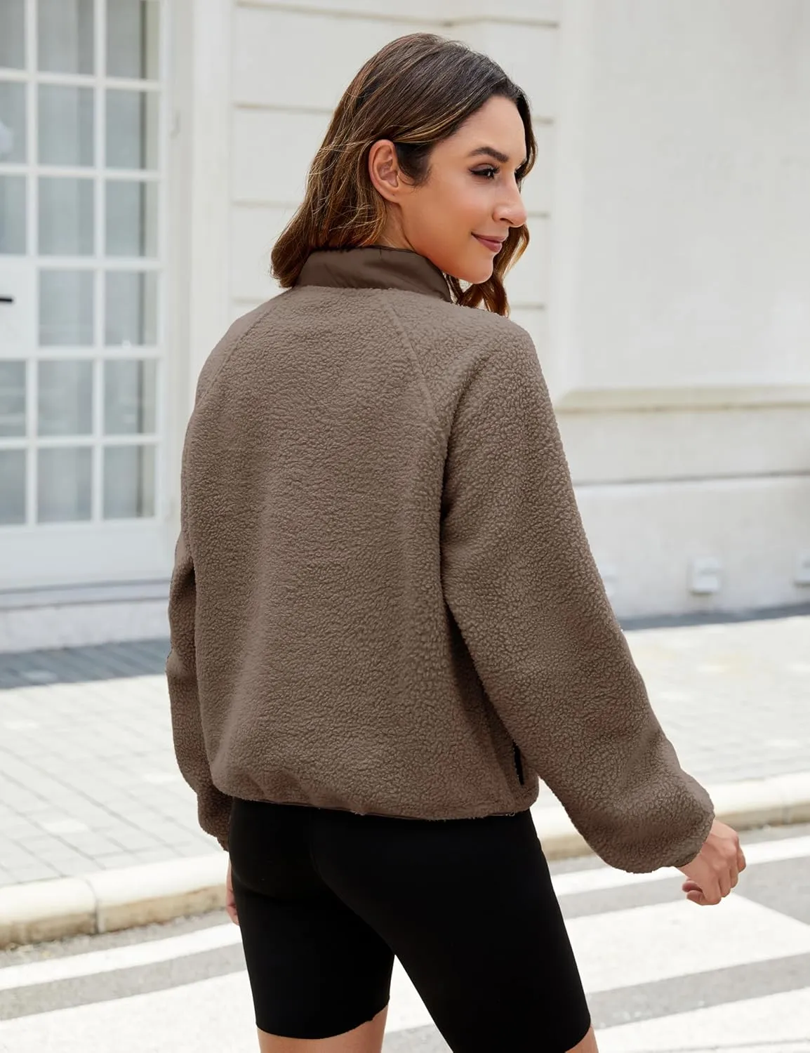 AMEBELLE Womens Lightweight Fleece Pullover Jacket Cropped Fall Winter Fuzzy Sherpa Jacket Sweatshirt Coat with Pockets