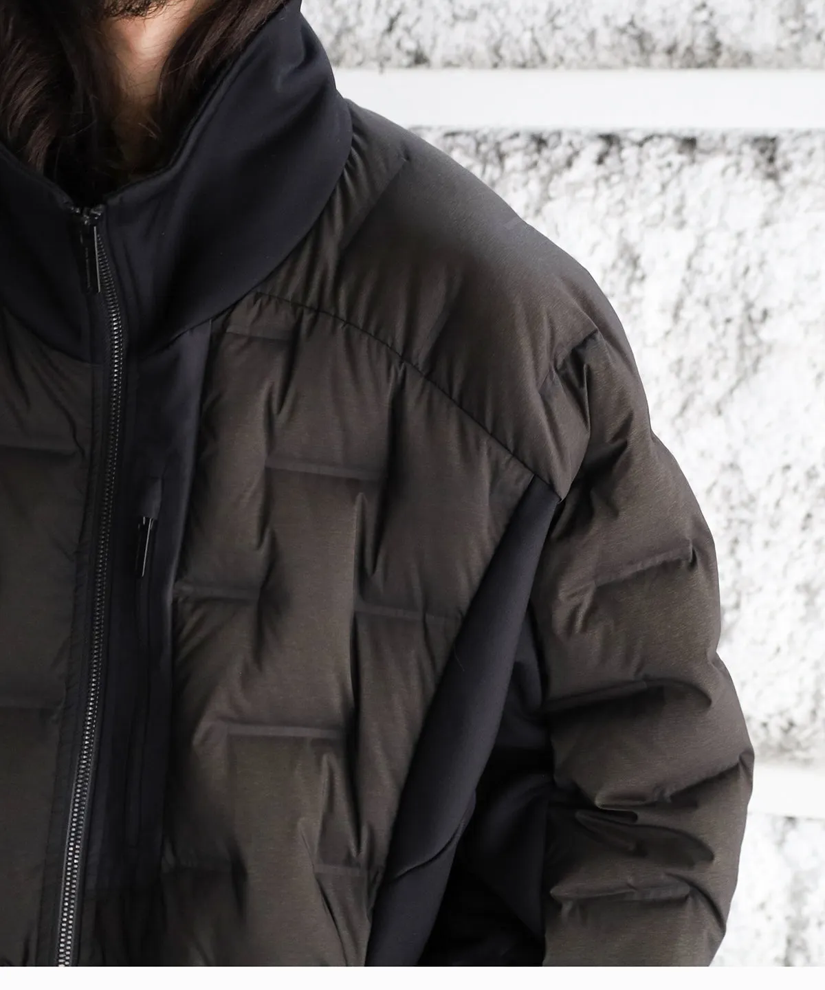SEAMLESS DOWN JACKET    - BLK White Mountaineering®︎