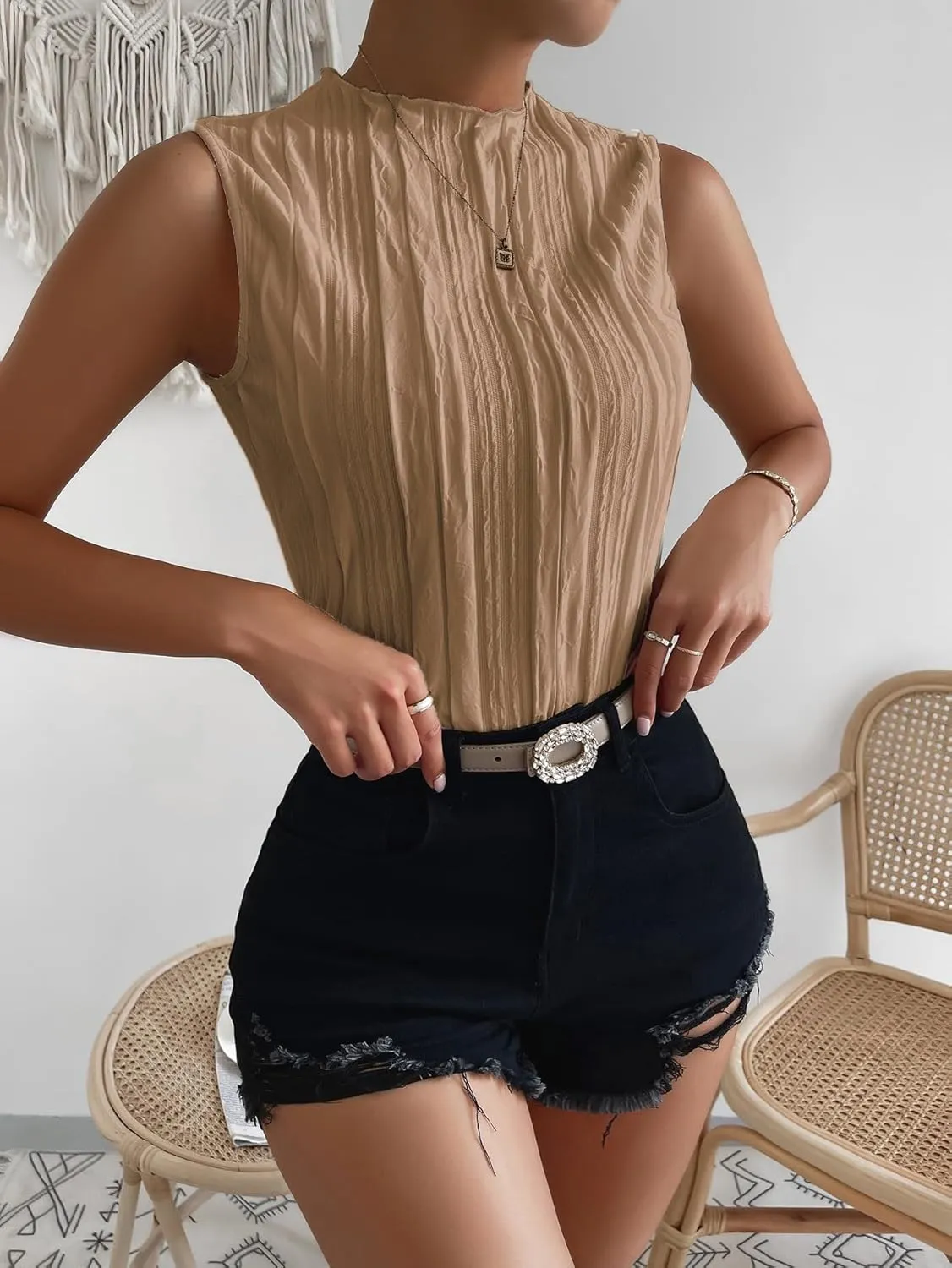 Verdusa Women's Sleeveless Mock Neck Textured Tank Top