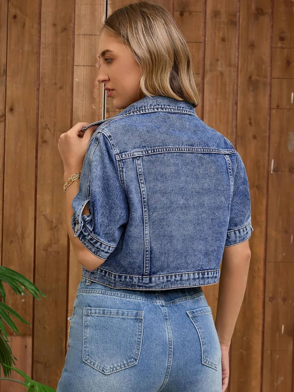 Women's Short Sleeve Denim Jacket Button Down Trucker Jacket Y2K Cropped Jean Jackets